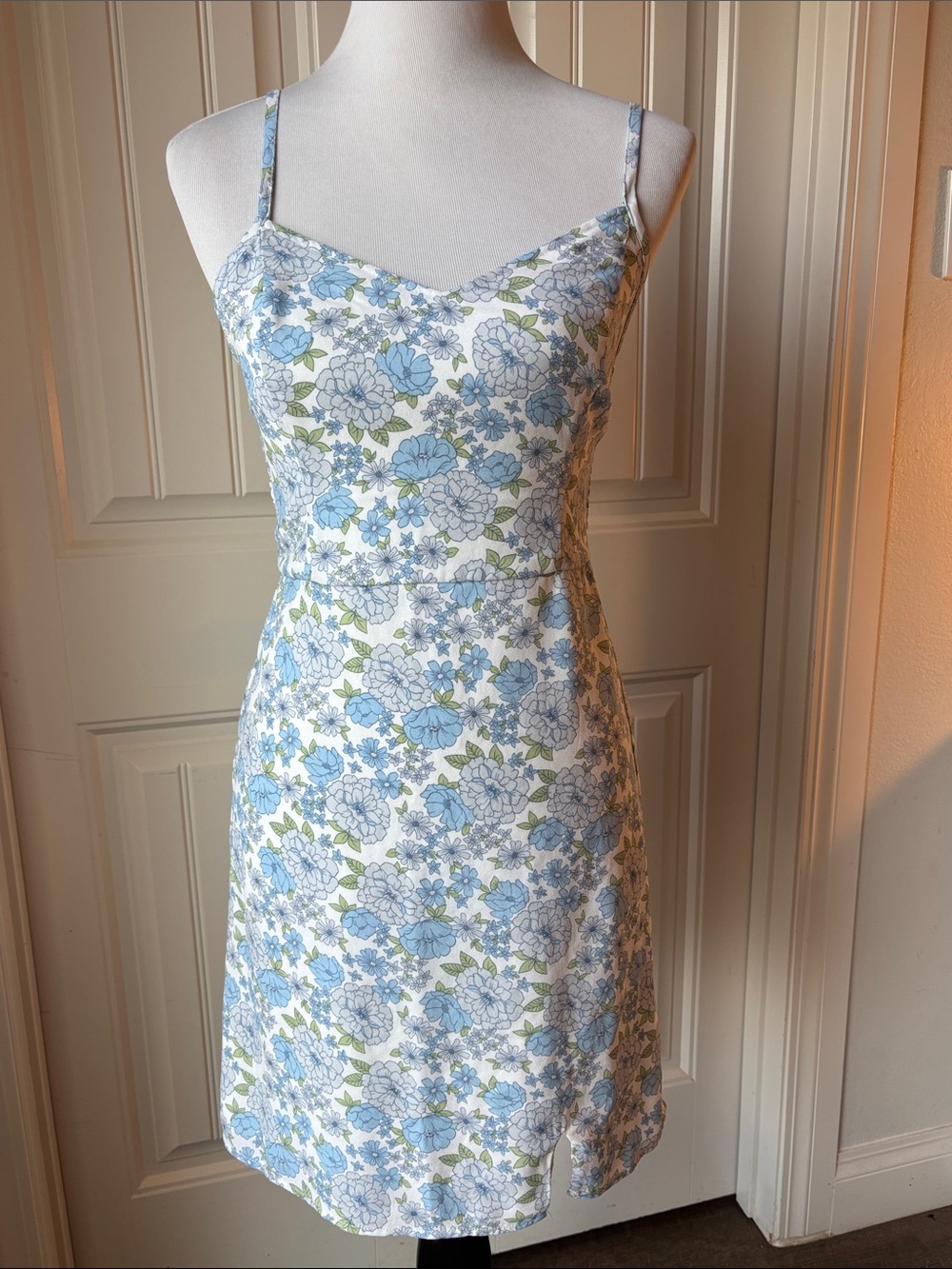 Hollister Blue & White Floral Slip Dress